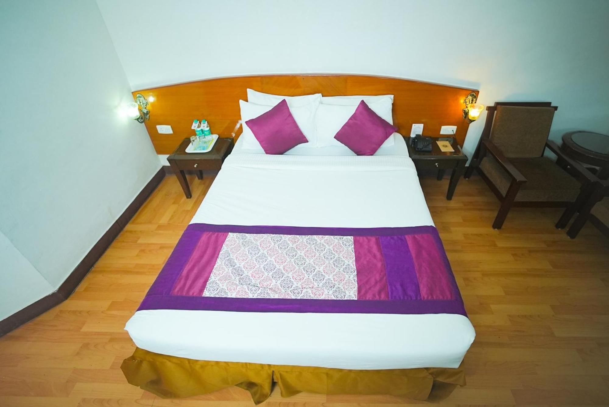 Hotel Ramee Guestline Tirupati Exterior foto